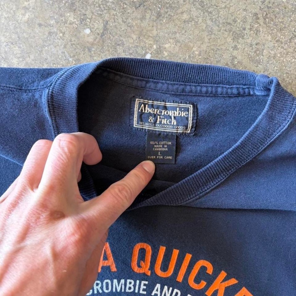 2000s "want a quickie? tee - Picture 4 of 5